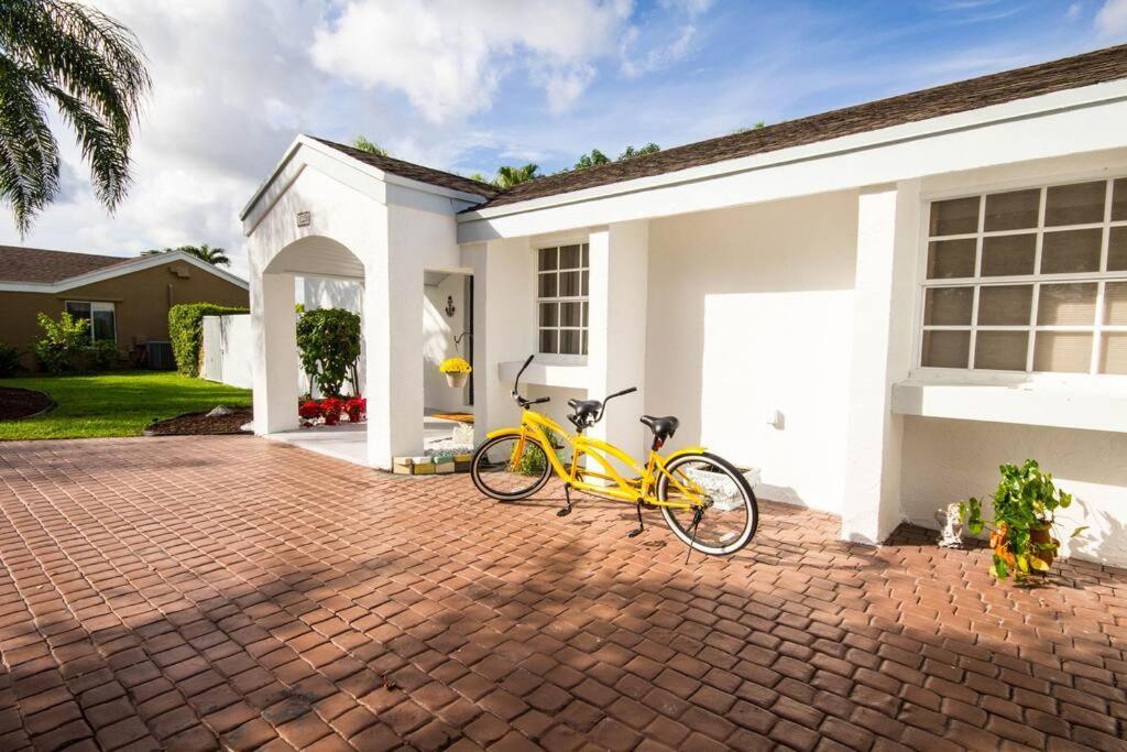 Home In Miami Luaran gambar