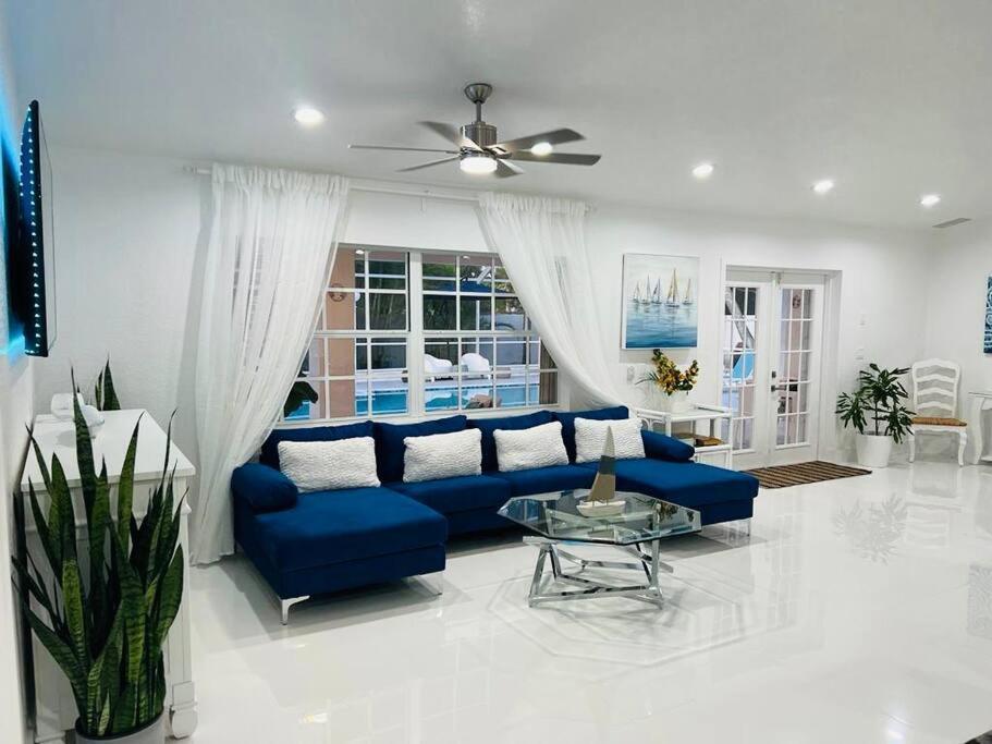 Home In Miami Luaran gambar
