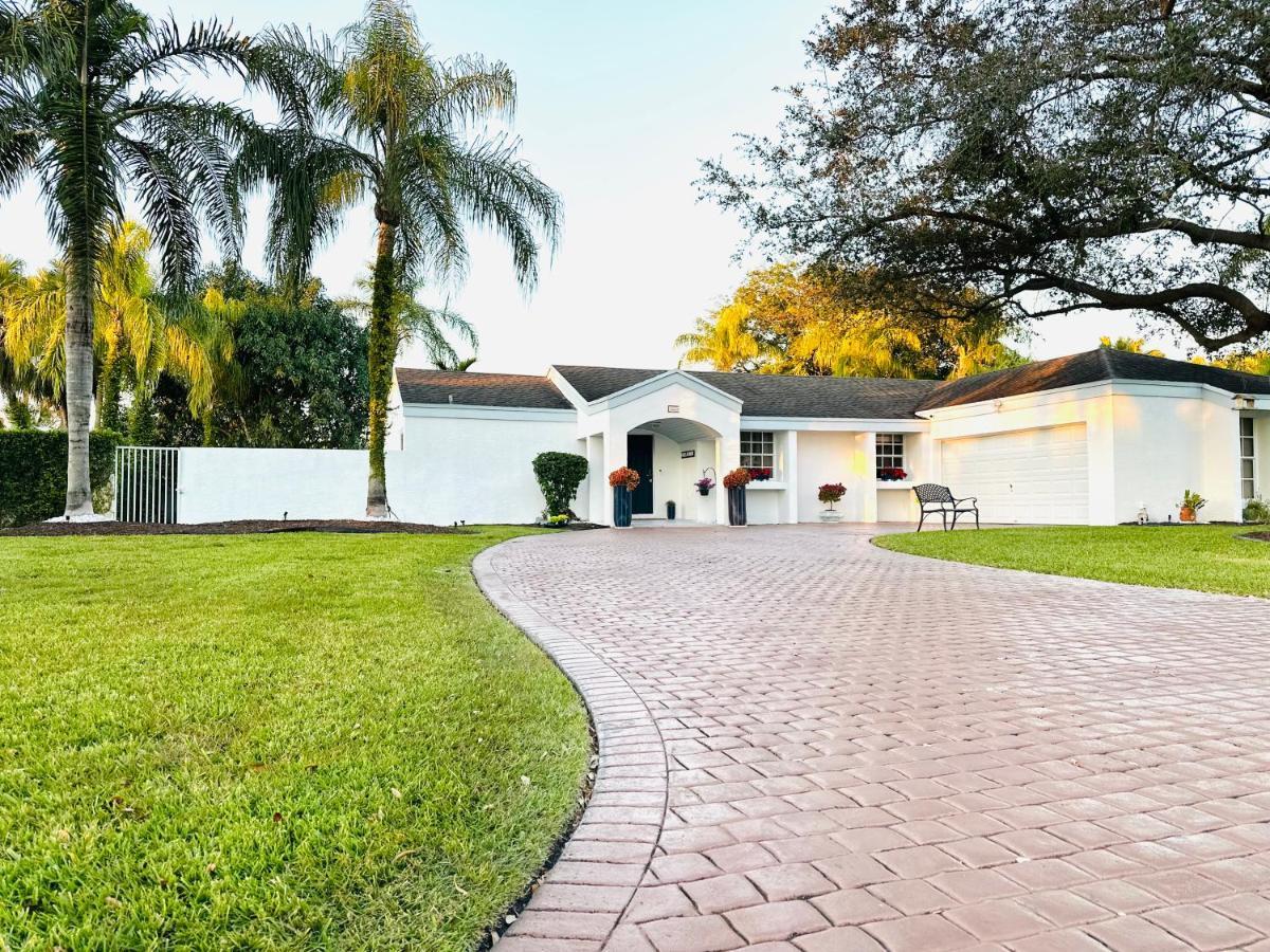 Home In Miami Luaran gambar